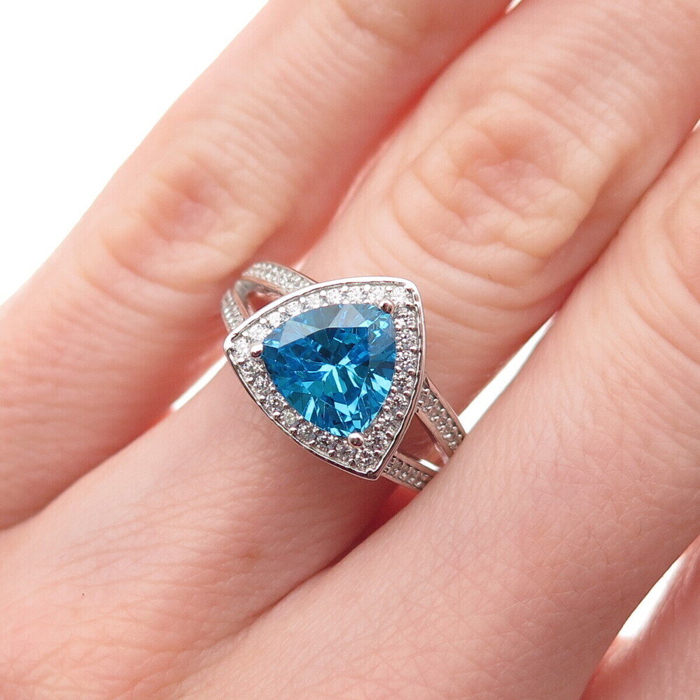 925 Sterling Silver Triangle-Cut Blue & Round-Cut White C Z Ring Size 6